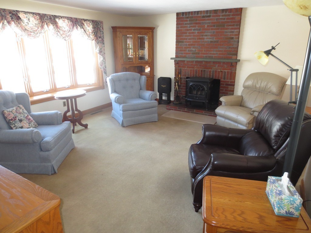 11 Rosedale Road Norwood, MA 02062 - Photo 7 of 30 Gallery Image 7