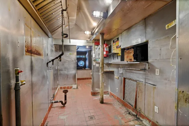 $3,000,000 | 296 Grand Street | Williamsburg