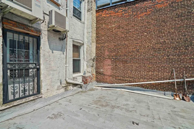 $3,000,000 | 296 Grand Street | Williamsburg