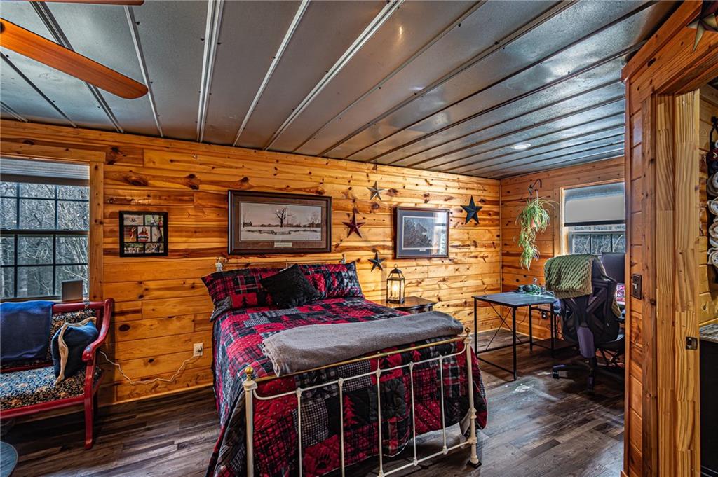 3718 Pebble Creek Point Gainesville, GA 30506 - Photo 85 of 144 a view of a chairs and table in a patio