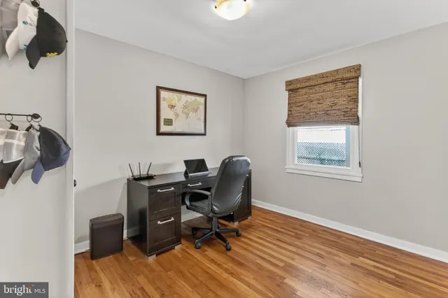 $3,200 | 2951 Rosemary Lane, Falls Church, VA 22042