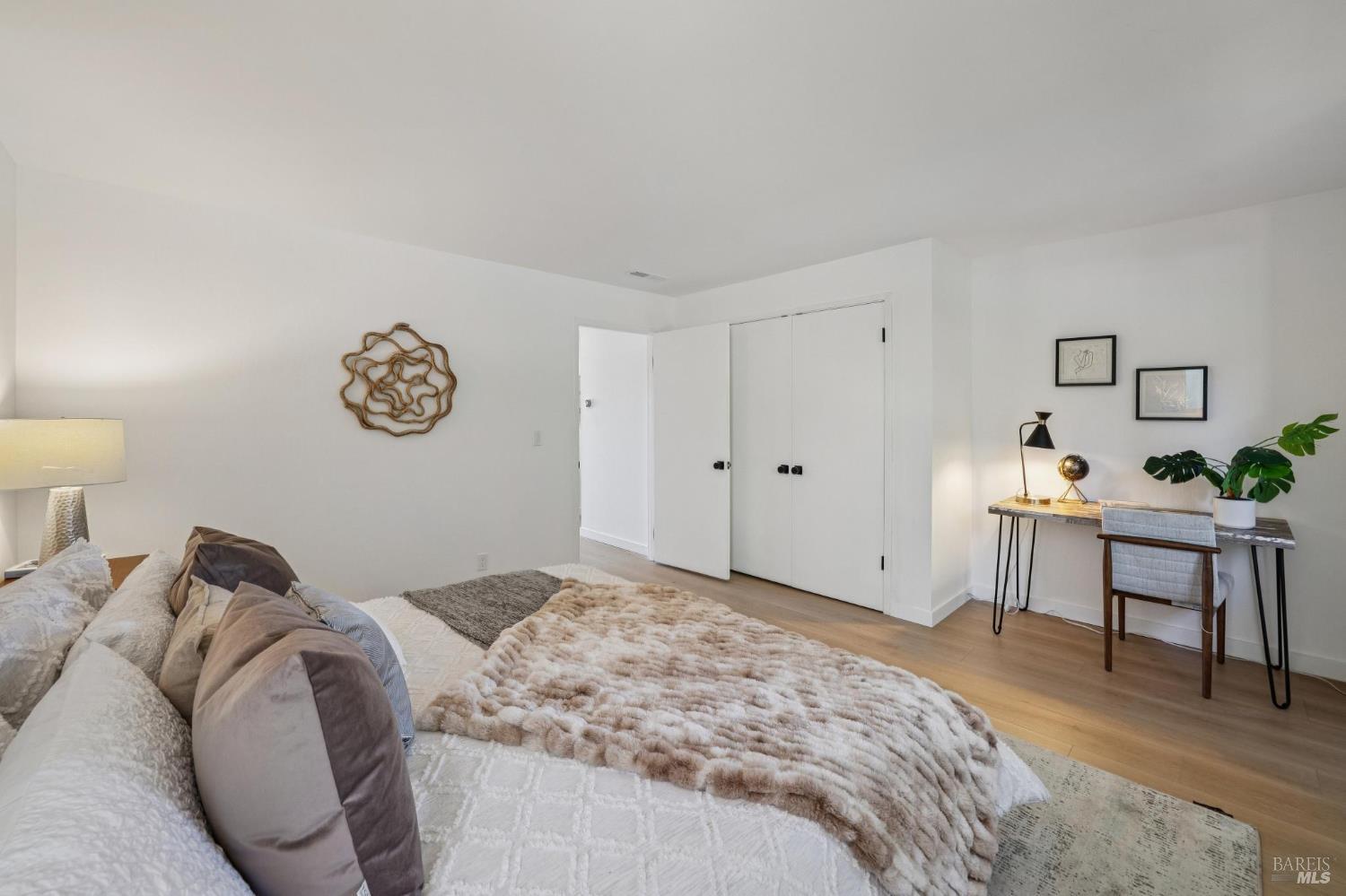 94 Anchorage Road Sausalito, CA 94965 - Photo 24 of 38