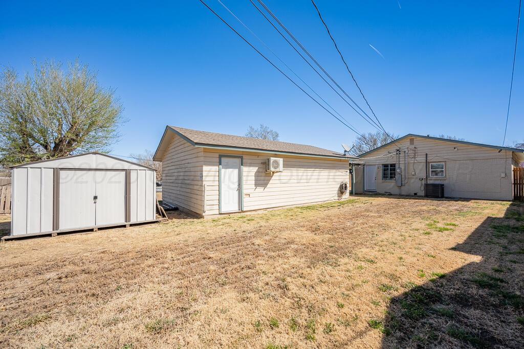 1926 South Highland Street Amarillo, TX 79103 - Photo 16 of 16 a large house with a outdoor space