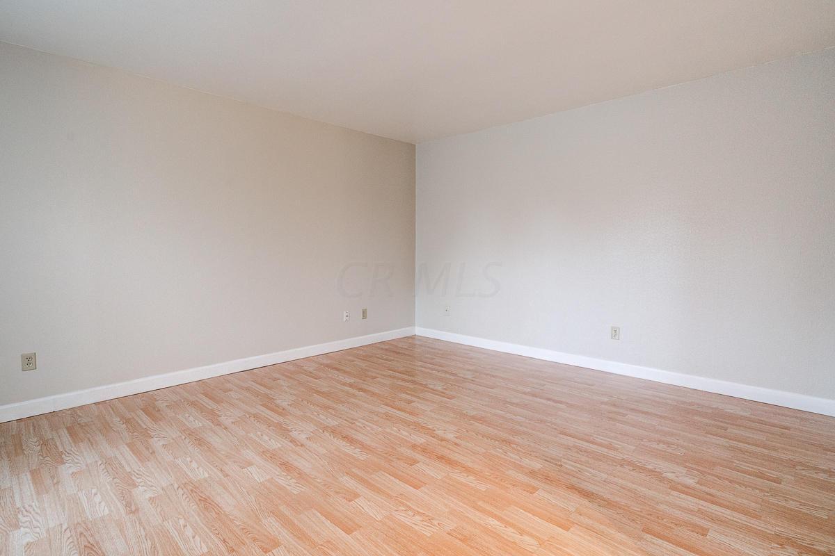 143 Calahan Road Columbus, OH 43207 - Photo 5 of 29 Gallery Image 5