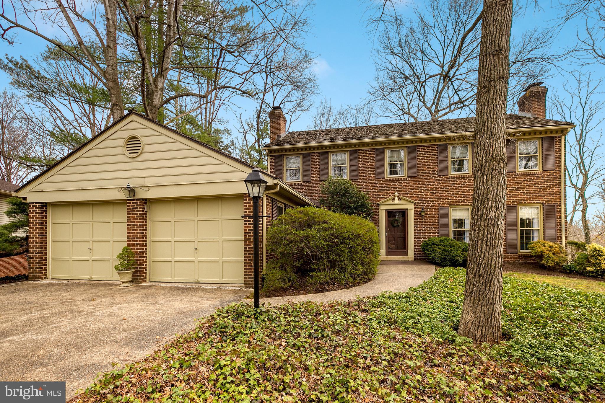 1325 Deep Run Lane Reston, VA 20190 - Photo 2 of 41