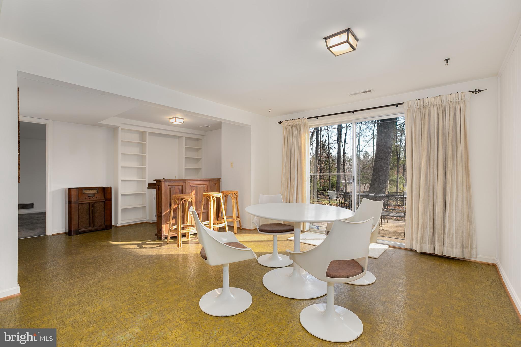 1325 Deep Run Lane Reston, VA 20190 - Photo 17 of 41