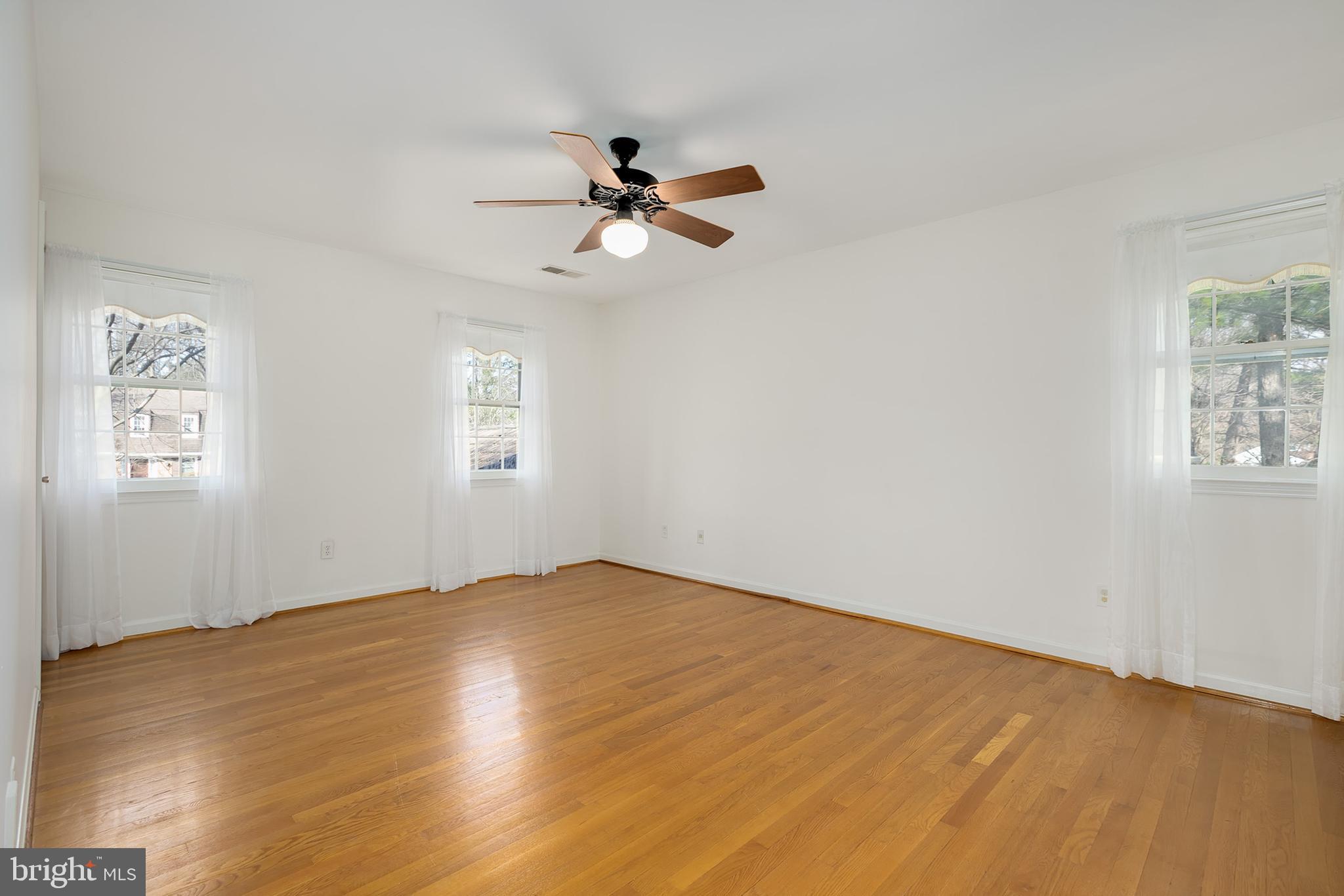 1325 Deep Run Lane Reston, VA 20190 - Photo 23 of 41