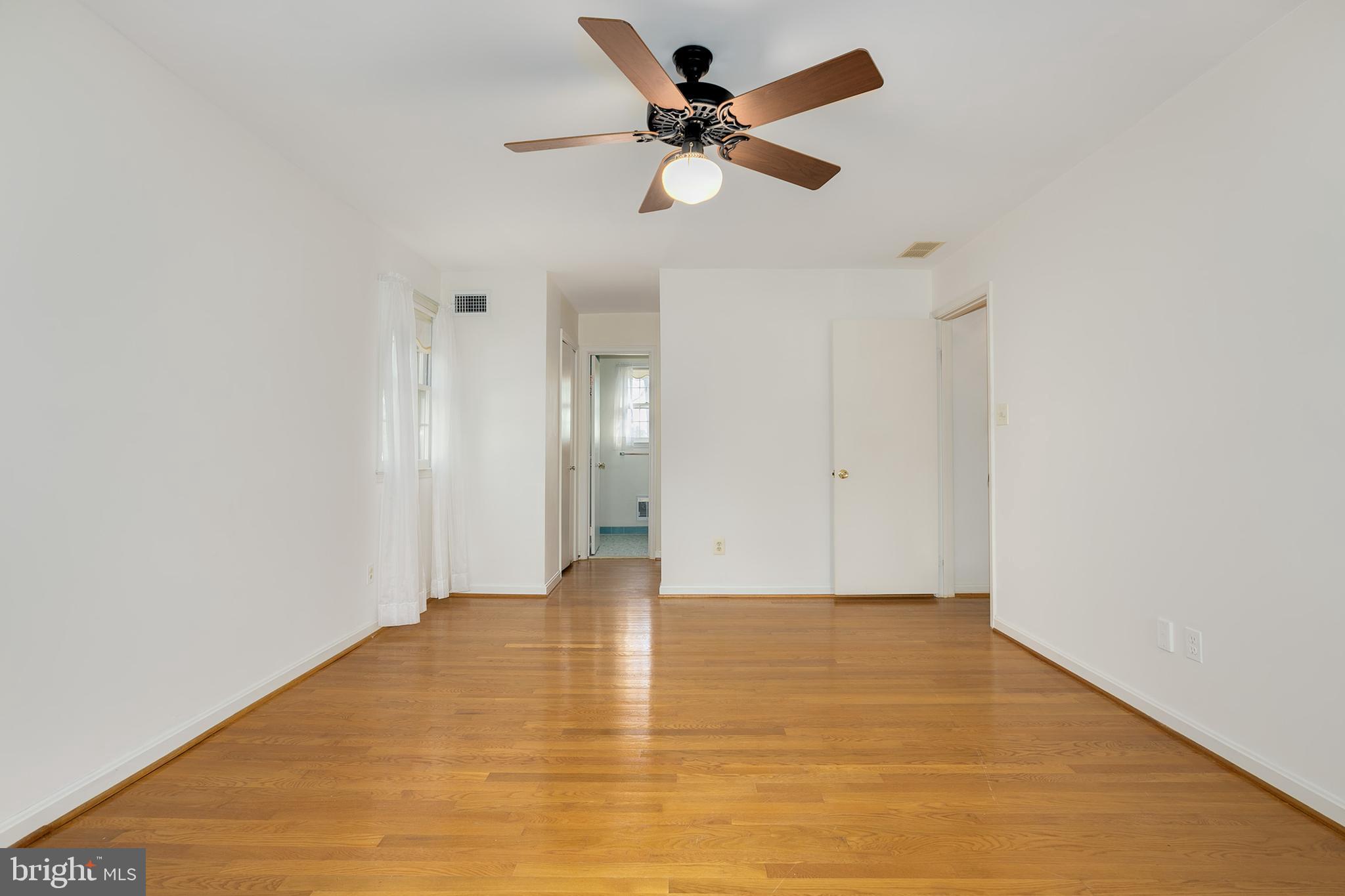 1325 Deep Run Lane Reston, VA 20190 - Photo 24 of 41