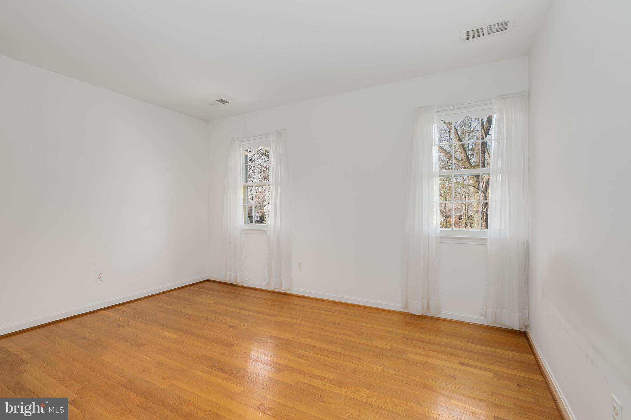 1325 Deep Run Lane Reston, VA 20190 - Photo 32 of 41