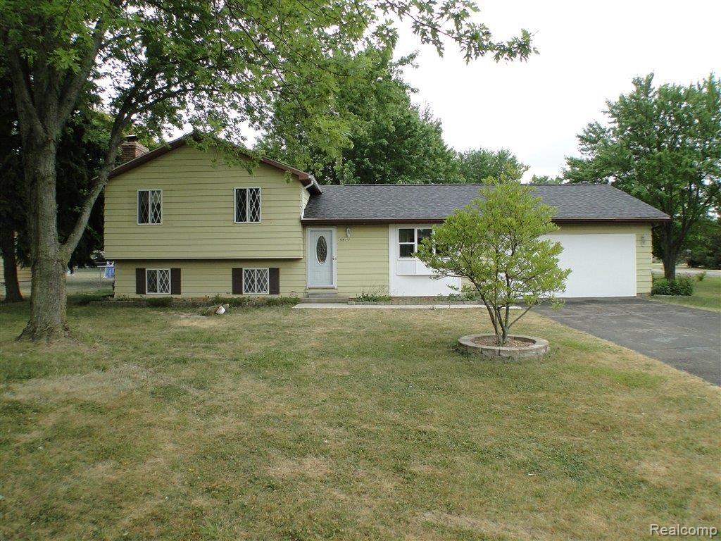 5517 Reid Road Swartz Creek, MI 48473 - Photo 1 of 7 Exterior.JPG
