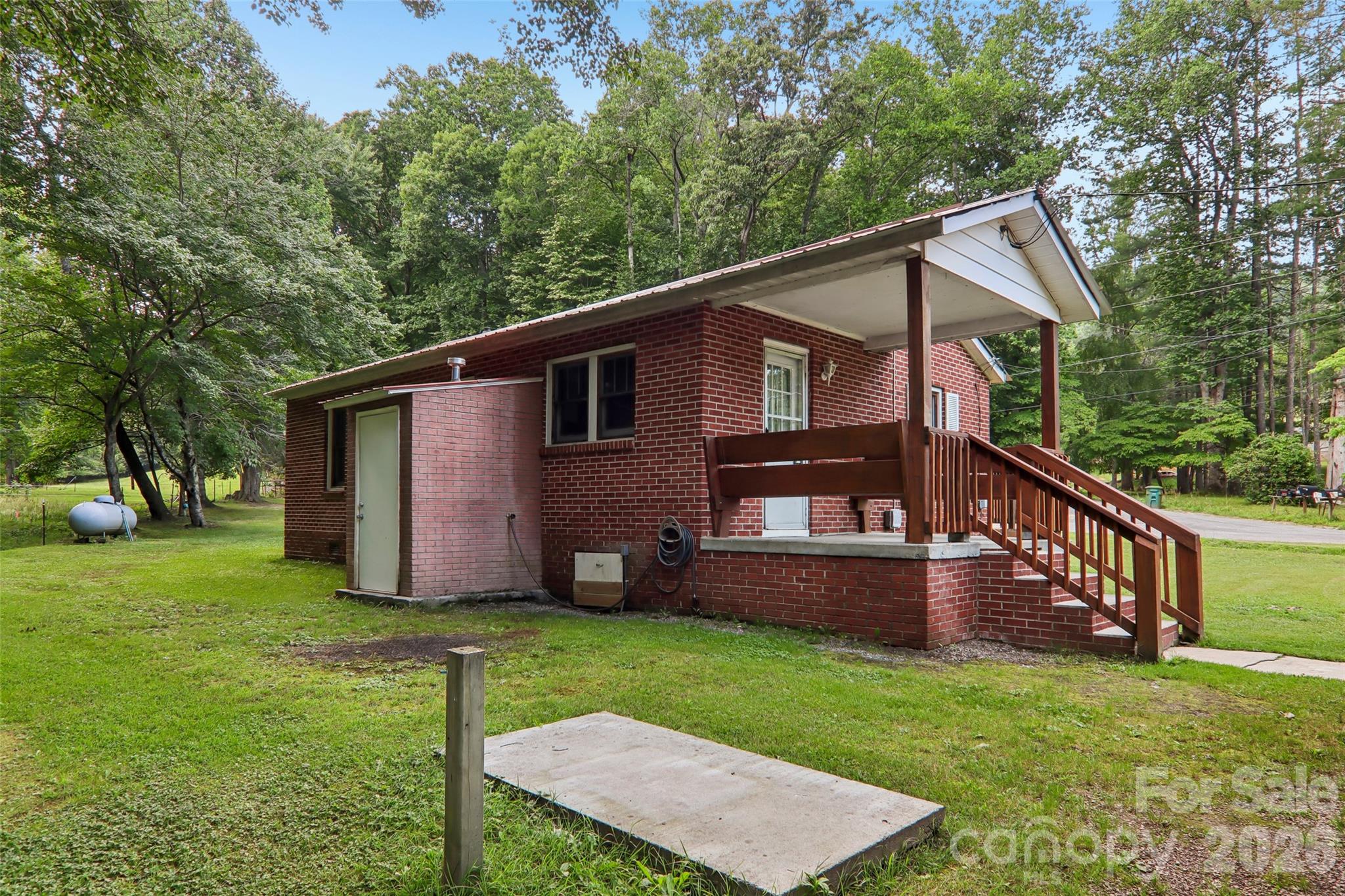 611 Reeves Cove Road Candler, NC 28715 - Photo 7 of 44