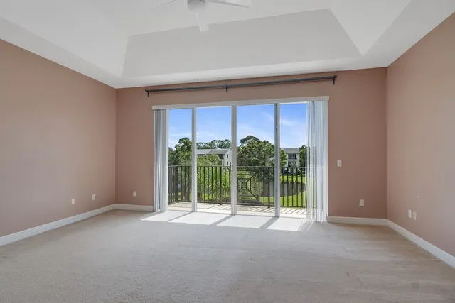 $255,000 | 1695 42nd Square, Unit 103, Vero Beach, FL 32960