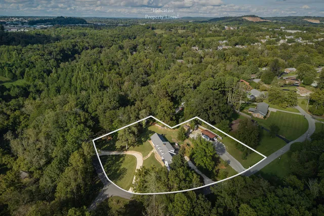 $679,900 | 1400 Thomas Circle, Cookeville, TN 38506