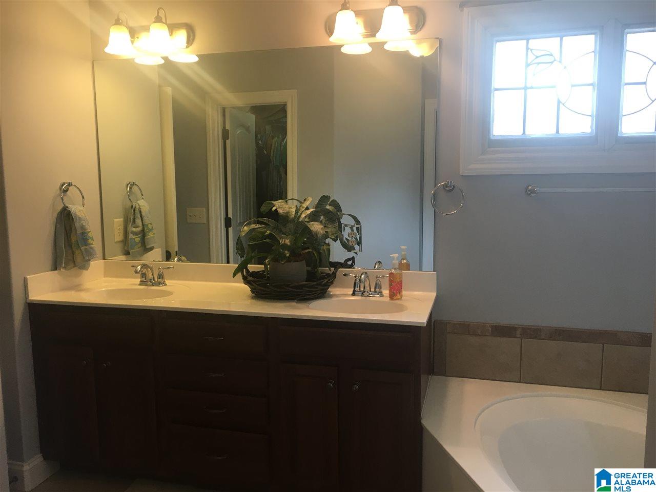 149 Falling Waters Lane Alabaster, AL 35114 - Photo 15 of 31