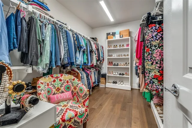 $549,000 | 7333 Valley View Lane, Unit 502, Dallas, TX 75240