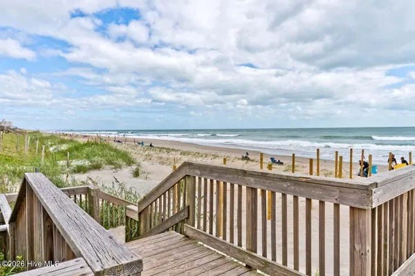 $578,000 | 9201 Coast Guard Road, Emerald Isle, NC 28594