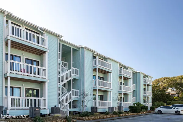 $578,000 | 9201 Coast Guard Road, Emerald Isle, NC 28594