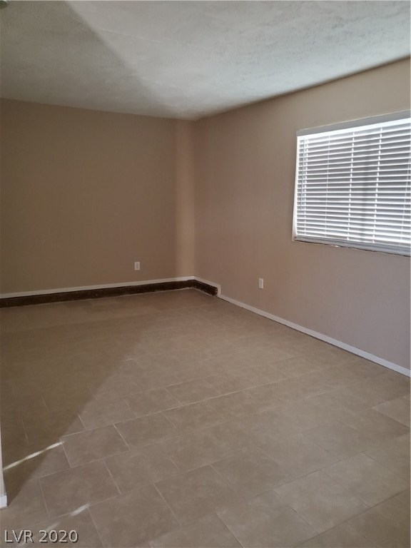 605 Altamira Road Las Vegas, NV 89145 - Photo 8 of 33 Gallery Image 8