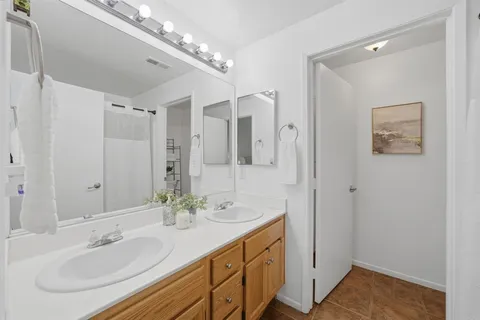 $625,000 | 1880 Aubrives Place, Unit 2126, Chula Vista, CA 91913