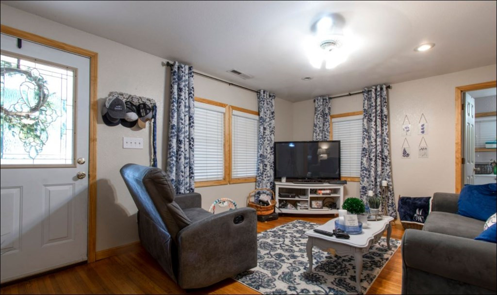 313 Duke Street Murphy, NC 28906 - Photo 3 of 17
