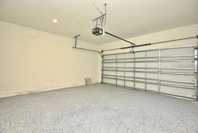 $2,400 | 251 Nine Iron Drive, Davenport, FL 33896