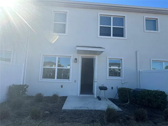 $2,400 | 251 Nine Iron Drive, Davenport, FL 33896