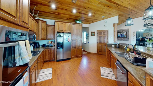 $2,390,000 | 2249 Highway 77, Show Low, AZ 85901