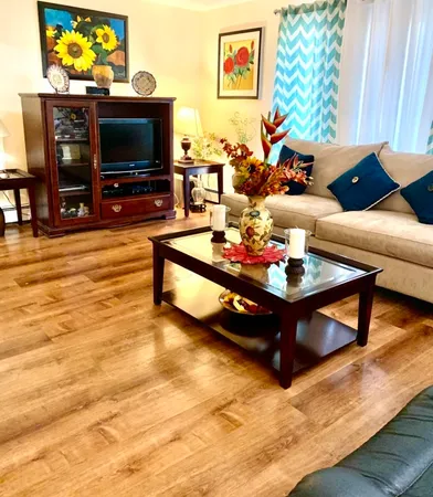 $199,900 | 11107 South 84th Avenue, Unit 2A, Palos Hills, IL 60465