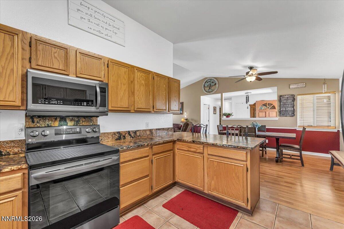 10545 Osage Road Reno, NV 89508 - Photo 16 of 67 16-10545 Osage Rd Reno NV 89508 (16 of 6