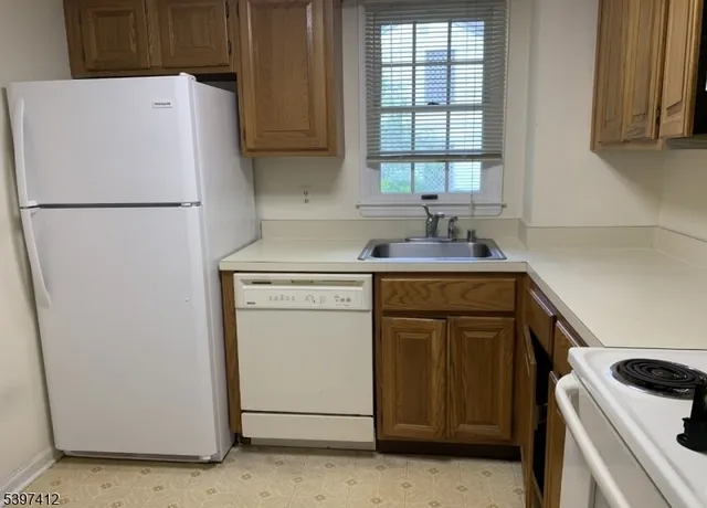 $310,000 | 95 Jamestown Road, Bernards, NJ 07920