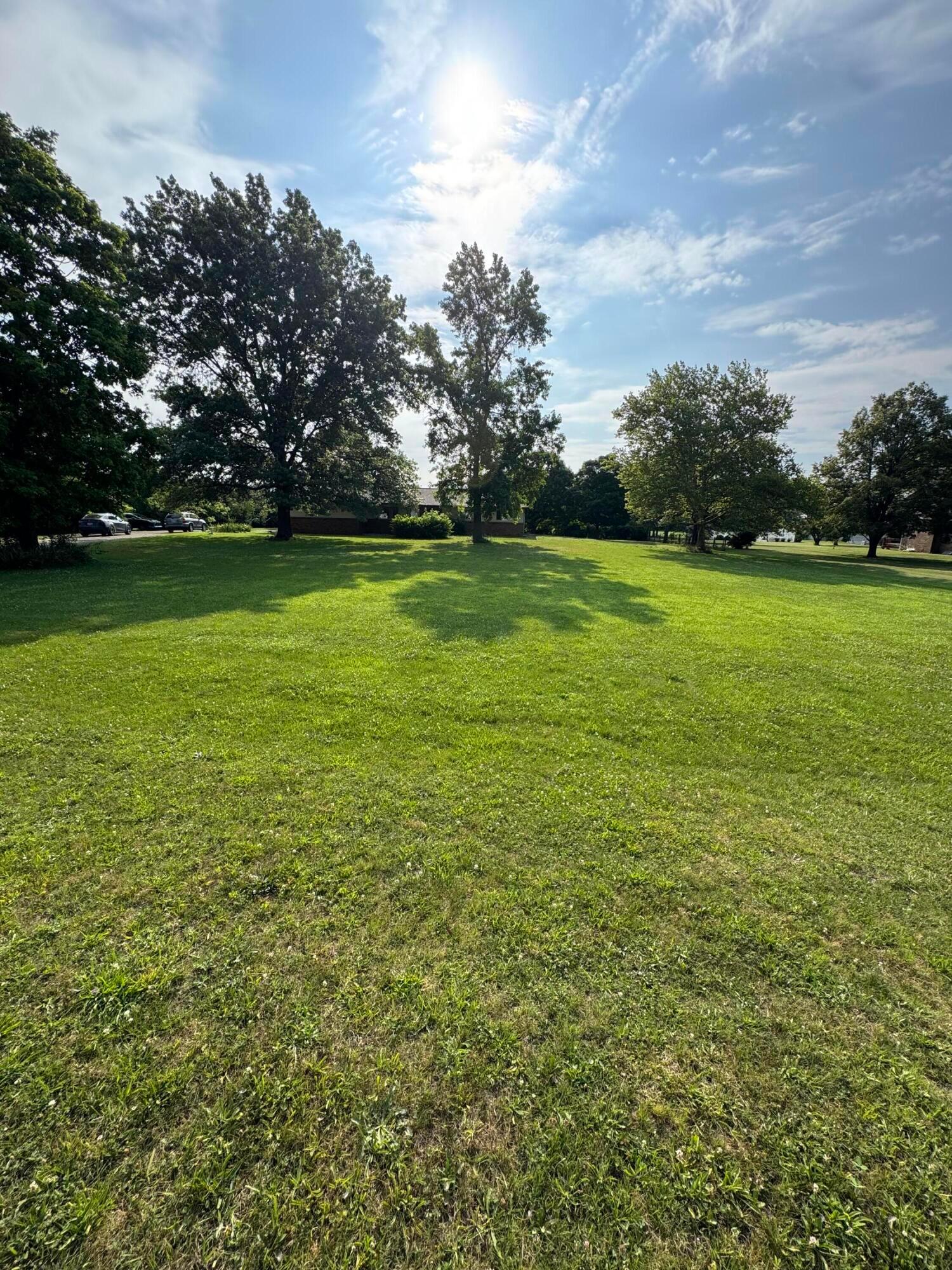 6832 Young Road Orient, OH 43146 - Photo 3 of 10 Front yard