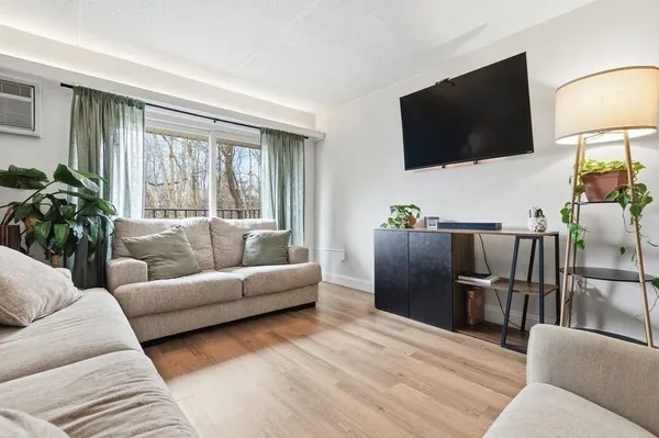 $359,900 | 575 Broad Street, Unit 306, Weymouth, MA 02189