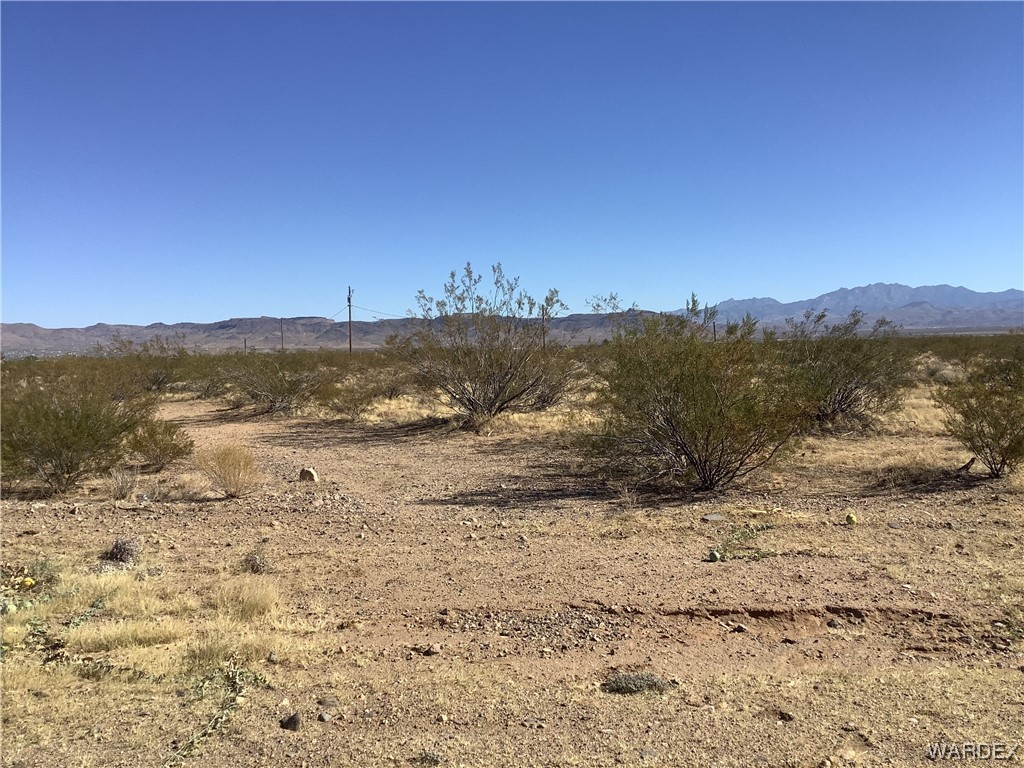 1756 Colorado Road Golden Valley, AZ 86413 - Photo 2 of 18 Gallery Image 2