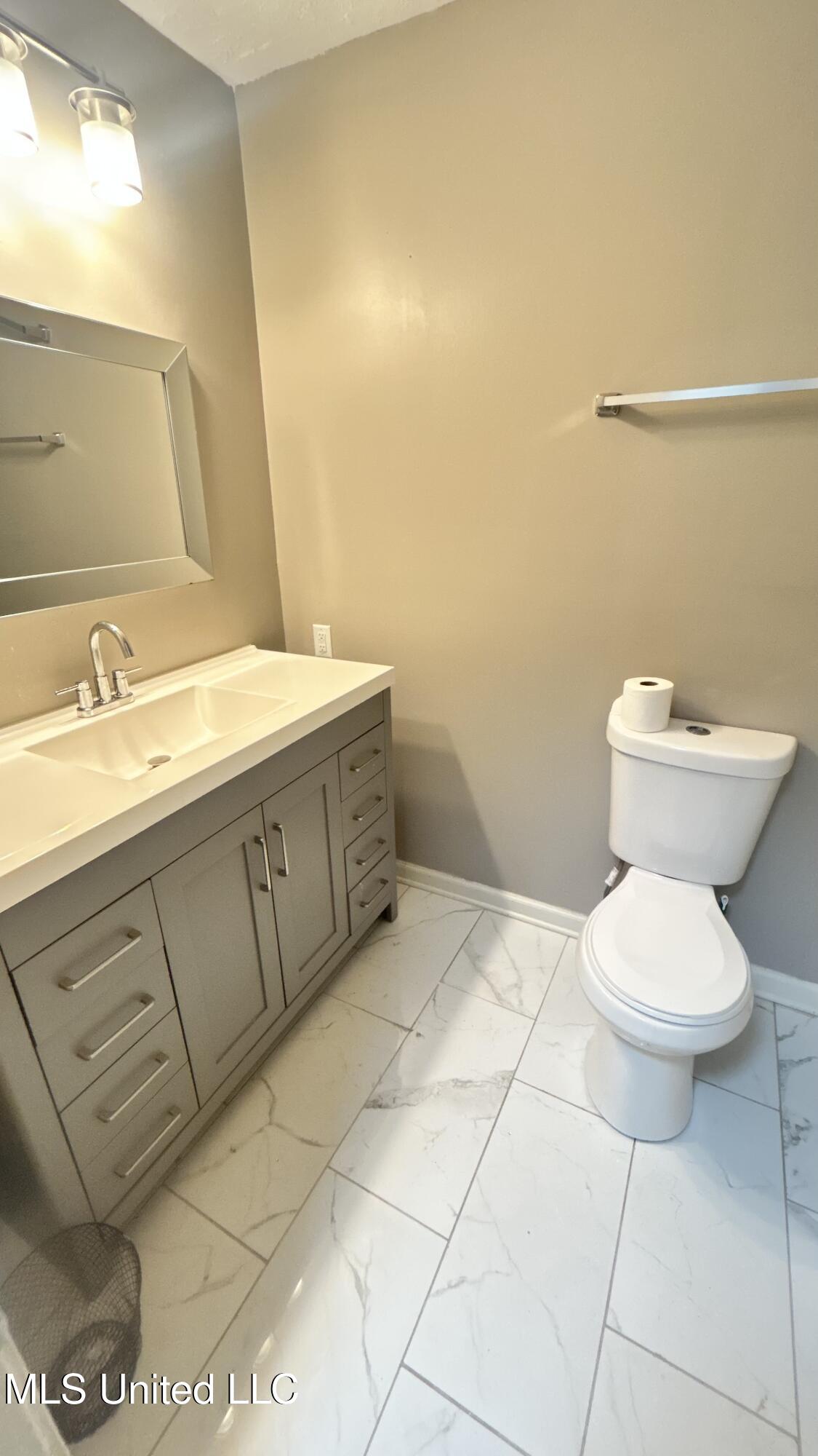 1204 Deerfield Lane Jackson, MS 39211 - Photo 12 of 21 IMG_8797