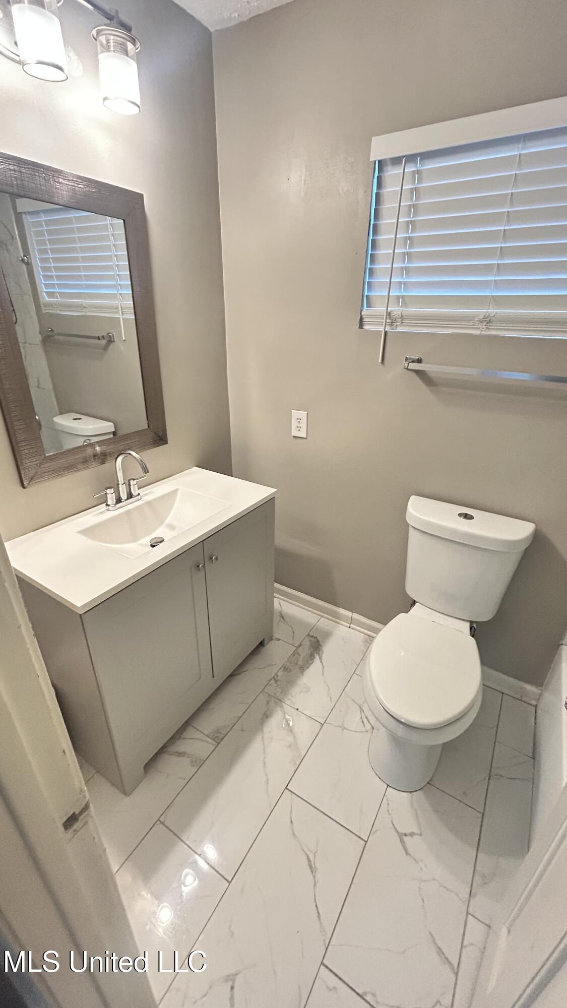 1204 Deerfield Lane Jackson, MS 39211 - Photo 20 of 21 IMG_8808