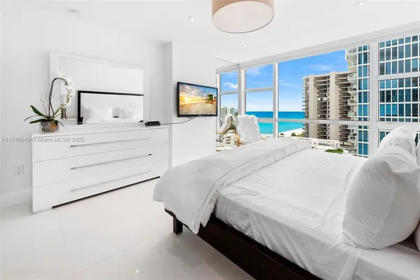 $12,999 | 6801 Collins Avenue, Unit 1206, Miami Beach, FL 33141