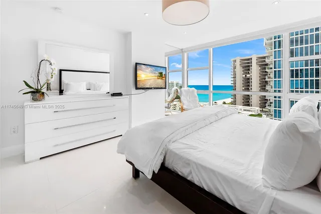 $12,999 | 6801 Collins Avenue, Unit 1206, Miami Beach, FL 33141