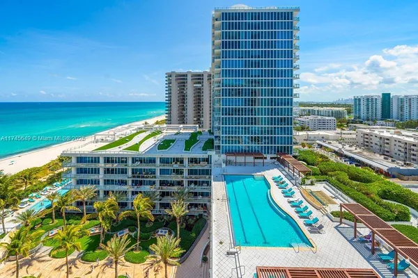$12,999 | 6801 Collins Avenue, Unit 1206, Miami Beach, FL 33141