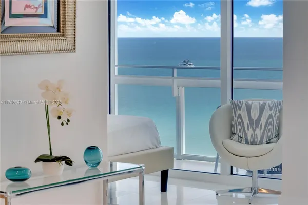 $12,999 | 6801 Collins Avenue, Unit 1206, Miami Beach, FL 33141