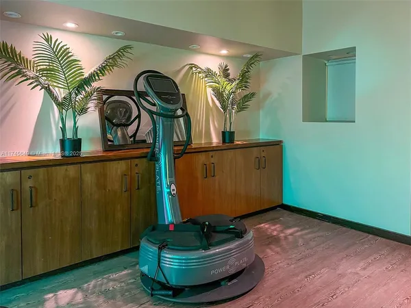 $12,999 | 6801 Collins Avenue, Unit 1206, Miami Beach, FL 33141