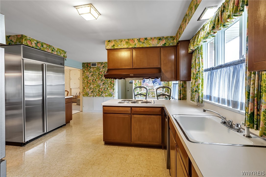130 Troy Del Way Amherst, NY 14221 - Photo 11 of 37