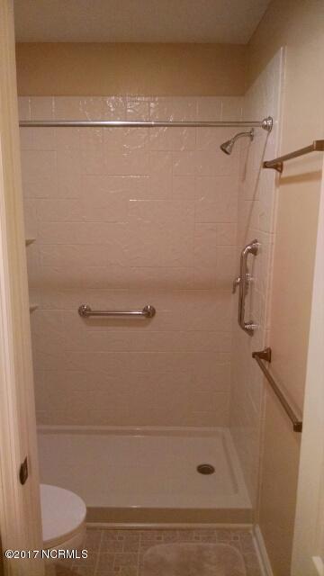 301 Nine Foot Road Newport, NC 28570 - Photo 14 of 20 Hall Bath