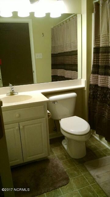301 Nine Foot Road Newport, NC 28570 - Photo 18 of 20 Master Bath