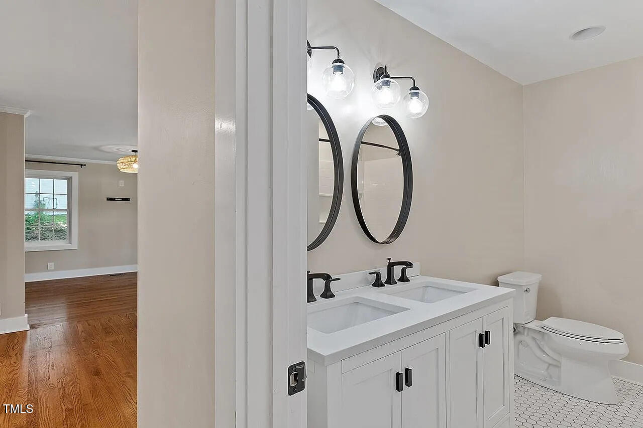 2609 Elmhurst Circle Raleigh, NC 27610 - Photo 25 of 33 Elmhurst25