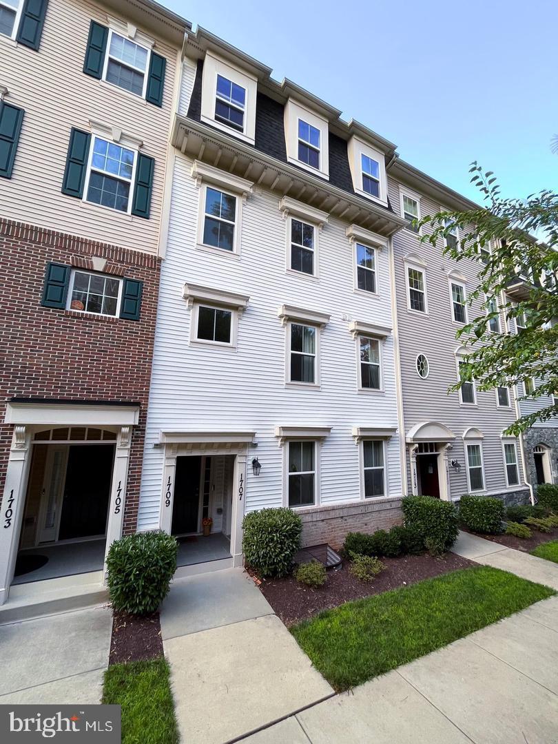 1707 Fieldstone Court Hanover, MD 21076 - Photo 1 of 6