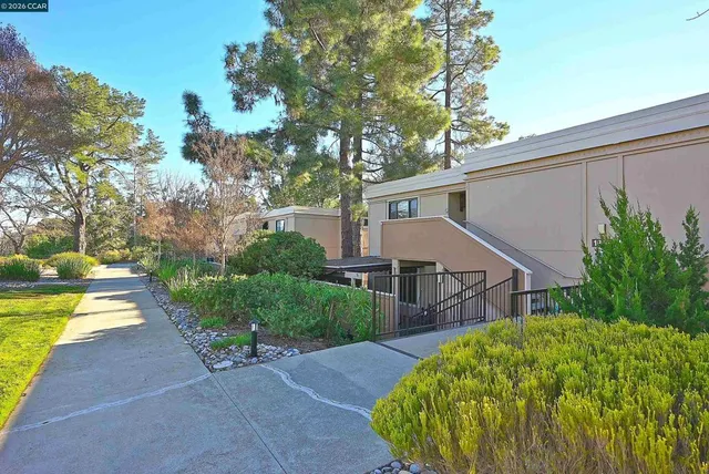 $469,000 | 1857-1857 Golden Rain Road, Unit 1, Walnut Creek, CA 94595