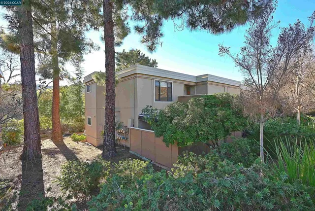 $469,000 | 1857-1857 Golden Rain Road, Unit 1, Walnut Creek, CA 94595