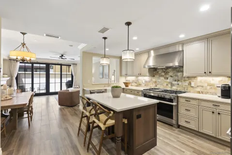 $2,875,000 | 718 Silver Street, La Jolla, CA 92037