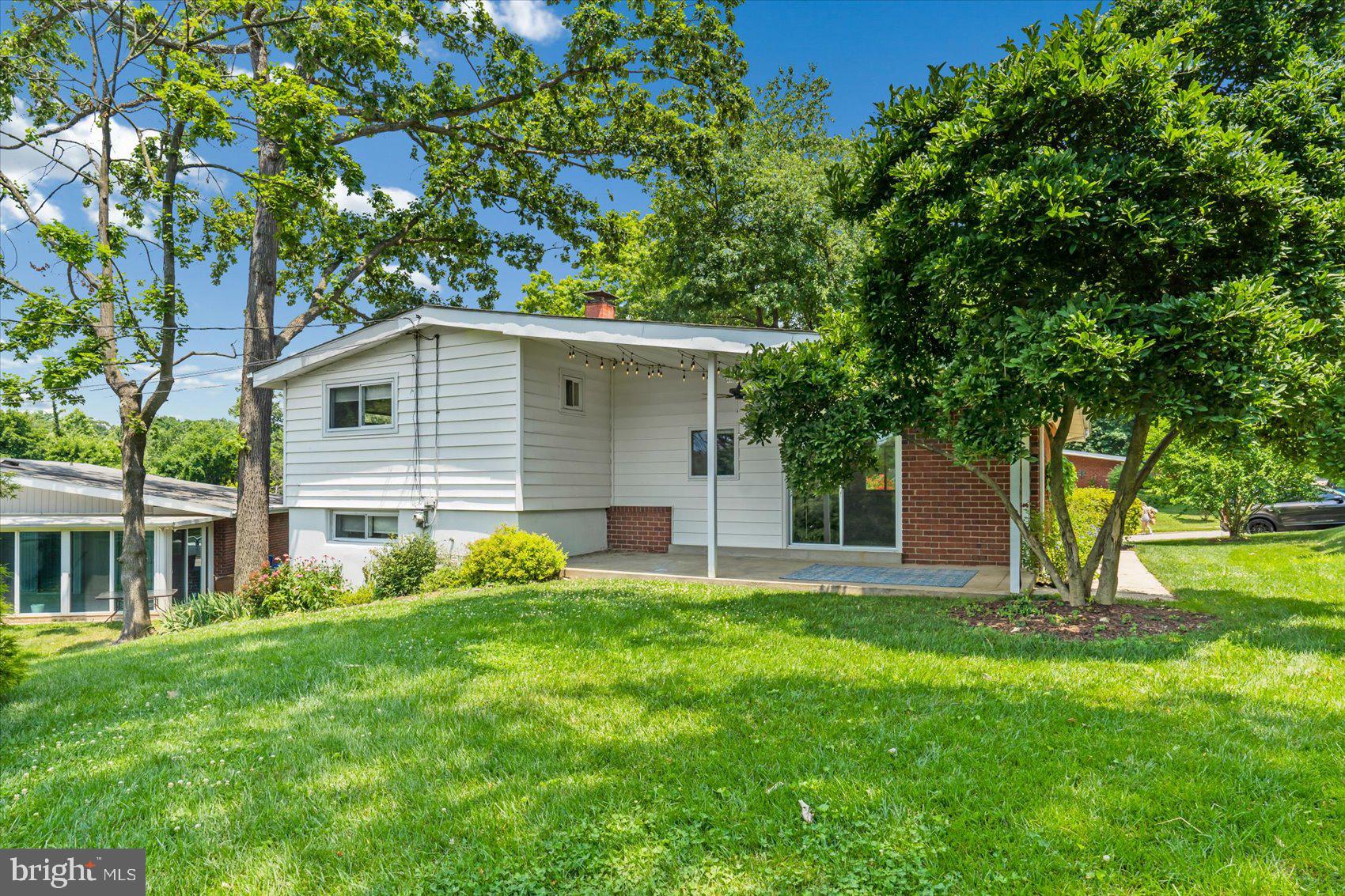 5818 Stuart Avenue Baltimore, MD 21215 - Photo 20 of 64 Rear of home.