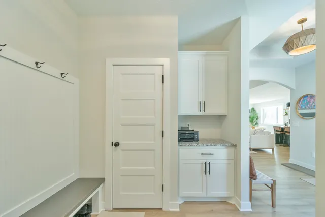 $789,000 | 26942 Middle Cullen Road, Pequot Lakes, MN 56472